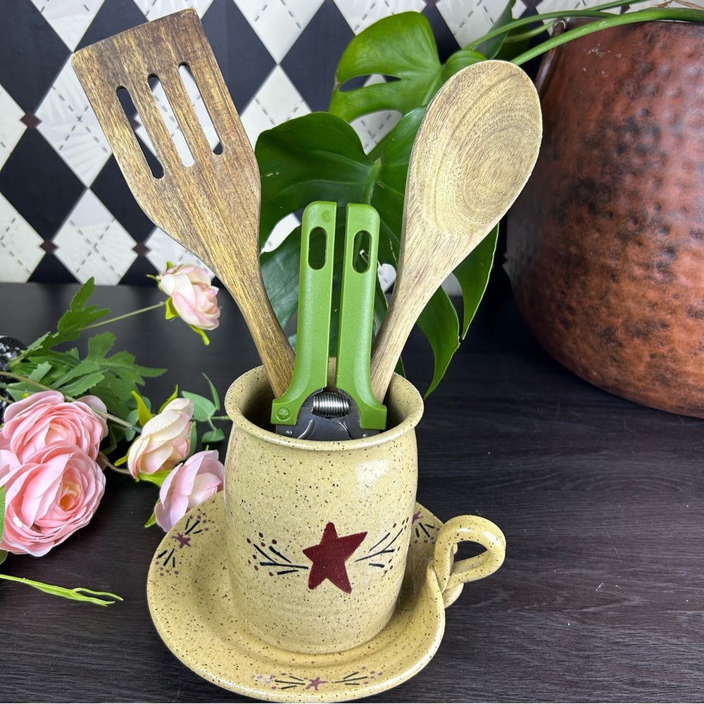 Studio‎ Pottery Crock for Kitchen Utensils 5” + Underplate| Farmhouse Primitive - Picture 5 of 7